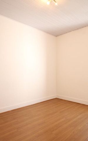 Casa para alugar com 110m², 2 quartos e 1 vagaQuarto2