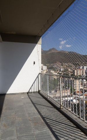 Apartamento à venda com 80m², 2 quartos e 1 vaga Apartamento à venda com 80m², 2 quartos e 1 vagaVaranda da Sala