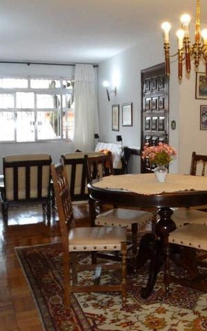 Casa à venda com 180m², 3 quartos e 1 vaga Casa à venda com 180m², 3 quartos e 1 vagaSala