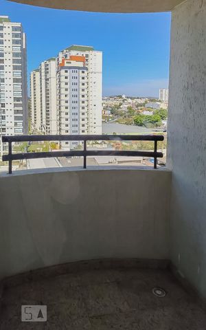 Studio à venda com 44m², 1 quarto e 1 vaga Studio à venda com 44m², 1 quarto e 1 vagaVaranda