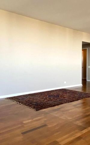 Apartamento à venda com 200m², 4 quartos e 2 vagasSala