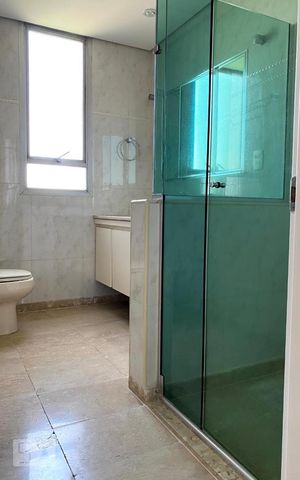 Apartamento à venda com 200m², 4 quartos e 2 vagasBanheiro