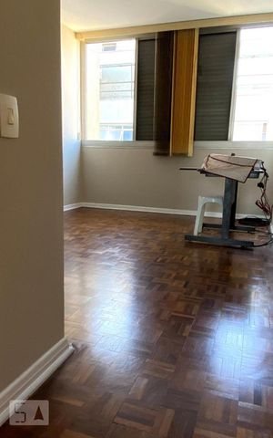 Apartamento à venda com 200m², 4 quartos e 2 vagasQuarto