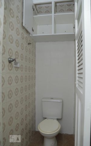Apartamento à venda com 70m², 2 quartos e 1 vagabanheiro serviço