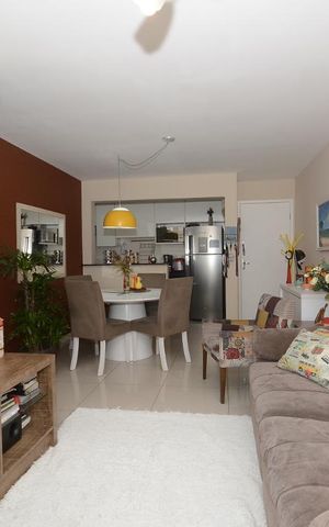 Apartamento à venda com 80m², 3 quartos e 1 vagaSala