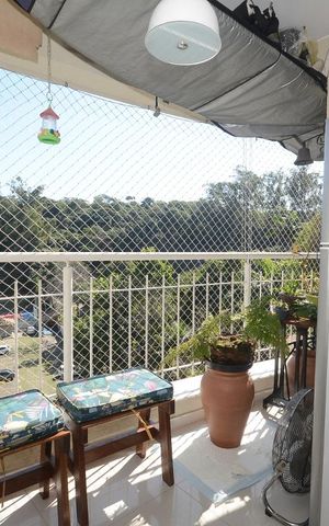 Apartamento à venda com 80m², 3 quartos e 1 vagaVaranda