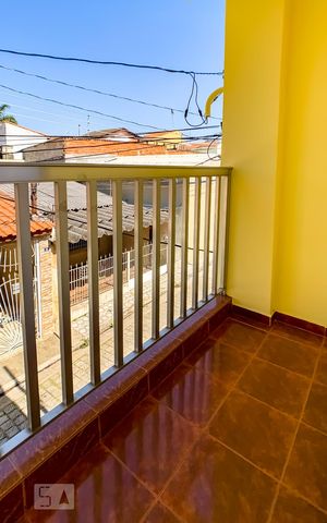 Casa à venda com 167m², 3 quartos e 2 vagas Casa à venda com 167m², 3 quartos e 2 vagasVaranda da Suíte