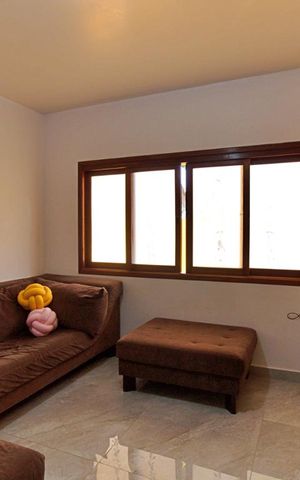 Casa à venda com 315m², 3 quartos e 4 vagas Casa à venda com 315m², 3 quartos e 4 vagasSala