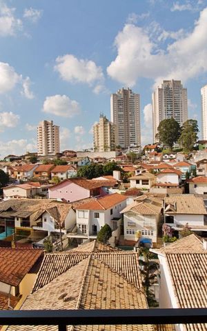 Casa à venda com 315m², 3 quartos e 4 vagas Casa à venda com 315m², 3 quartos e 4 vagasVaranda da Suíte 3