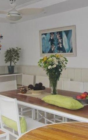 Casa à venda com 580m², 5 quartos e sem vaga Casa à venda com 580m², 5 quartos e sem vagaChurrasqueira