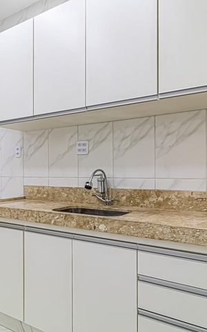 Apartamento à venda com 133m², 3 quartos e sem vaga Apartamento à venda com 133m², 3 quartos e sem vagaCozinha - Armários