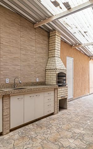 Apartamento à venda com 133m², 3 quartos e sem vaga Apartamento à venda com 133m², 3 quartos e sem vagaÁrea Gourmet