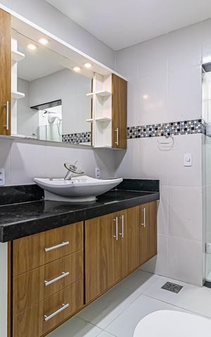 Apartamento à venda com 133m², 3 quartos e sem vaga Apartamento à venda com 133m², 3 quartos e sem vagaBanheiro Social