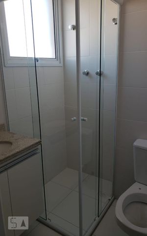 Apartamento para alugar com 56m², 2 quartos e 1 vaga Apartamento para alugar com 56m², 2 quartos e 1 vagaBanheiro da Suíte