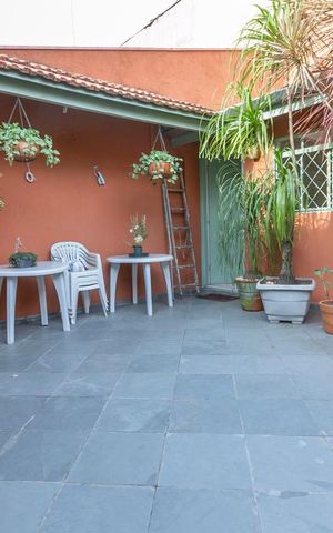 Casa à venda com 210m², 3 quartos e 2 vagasQuintal