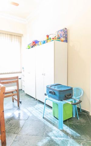 Casa à venda com 210m², 3 quartos e 2 vagasEscritório