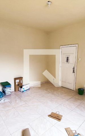 Apartamento à venda com 80m², 2 quartos e sem vagaSala