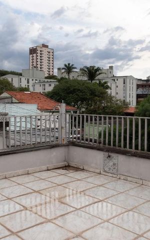 Casa à venda com 128m², 3 quartos e 2 vagas Casa à venda com 128m², 3 quartos e 2 vagasTerraço Suíte