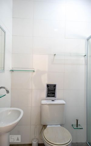 Apartamento à venda com 90m², 3 quartos e sem vaga Apartamento à venda com 90m², 3 quartos e sem vagaBanheiro 2