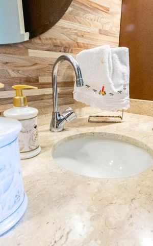 Apartamento para alugar com 125m², 3 quartos e 3 vagas Apartamento para alugar com 125m², 3 quartos e 3 vagasLavabo - Torneira