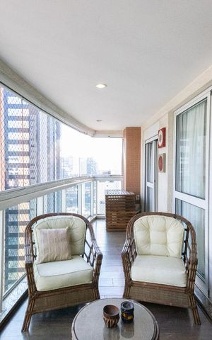 Apartamento para alugar com 125m², 3 quartos e 3 vagas Apartamento para alugar com 125m², 3 quartos e 3 vagasVaranda