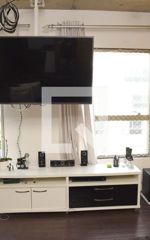 Apartamento para alugar com 70m², 2 quartos e 2 vagasSala