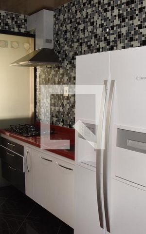 Apartamento para alugar com 70m², 2 quartos e 2 vagasCozinha