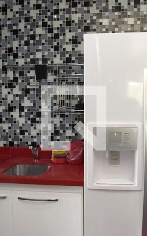Apartamento para alugar com 70m², 2 quartos e 2 vagasCozinha