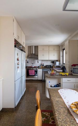 Apartamento à venda com 280m², 4 quartos e 3 vagasCozinha