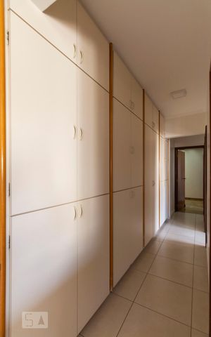 Apartamento à venda com 280m², 4 quartos e 3 vagasÁrea de Serviço