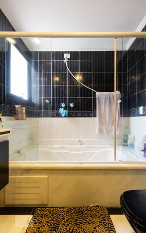 Apartamento à venda com 280m², 4 quartos e 3 vagasSuíte - Quarto 2