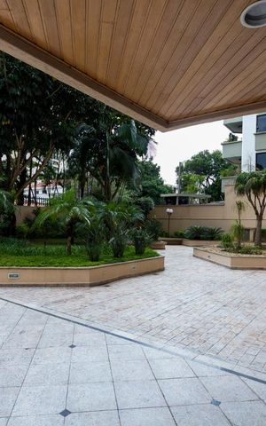 Apartamento à venda com 280m², 4 quartos e 3 vagasÁrea Externa