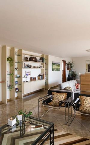 Apartamento à venda com 280m², 4 quartos e 3 vagasSala