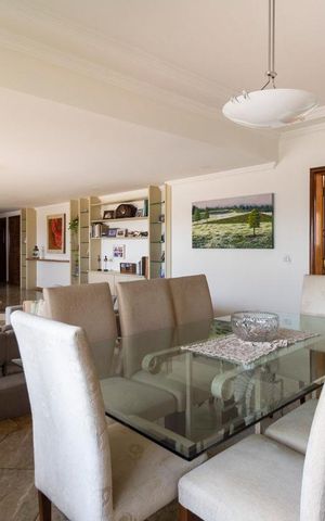Apartamento à venda com 280m², 4 quartos e 3 vagasSala