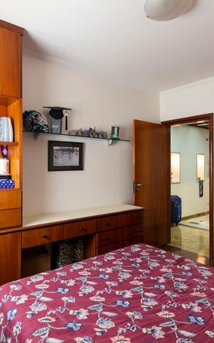 Apartamento à venda com 280m², 4 quartos e 3 vagasQuarto 3