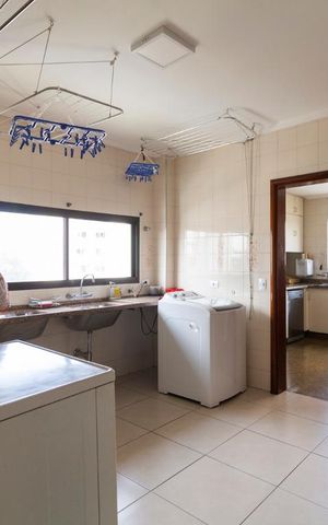 Apartamento à venda com 280m², 4 quartos e 3 vagasÁrea de Serviço