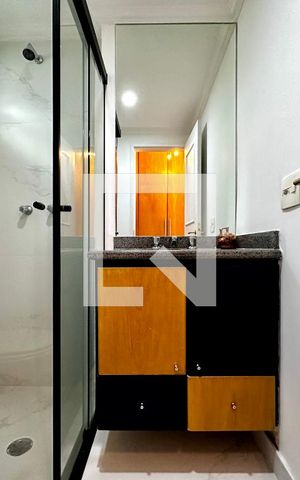 Apartamento para alugar com 70m², 2 quartos e 1 vaga Apartamento para alugar com 70m², 2 quartos e 1 vagaBanheiro Suíte