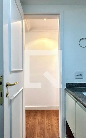Apartamento para alugar com 70m², 2 quartos e 1 vaga Apartamento para alugar com 70m², 2 quartos e 1 vagaBanheiro Social
