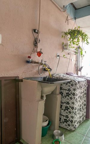 Casa à venda com 187m², 6 quartos e 2 vagasLavanderia