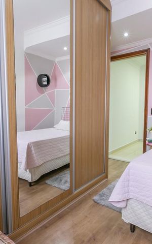 Casa à venda com 187m², 6 quartos e 2 vagasSuíte - Casa 2