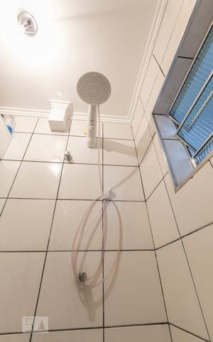 Casa à venda com 187m², 6 quartos e 2 vagasBanheiro