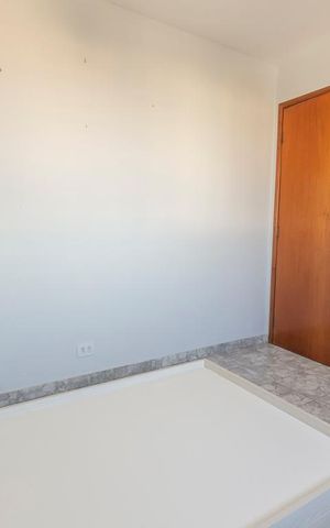 Apartamento à venda com 75m², 3 quartos e 1 vagaQuarto 2