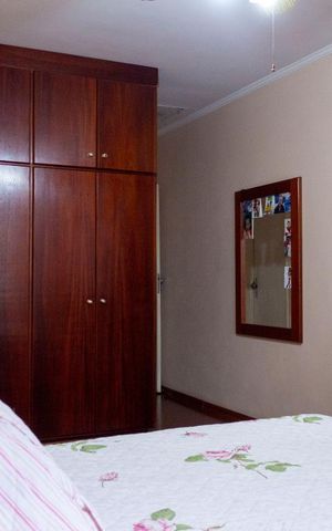 Casa à venda com 200m², 3 quartos e 4 vagasSuíte