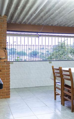 Casa à venda com 200m², 3 quartos e 4 vagasChurrasqueira