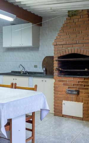 Casa à venda com 200m², 3 quartos e 4 vagasChurrasqueira