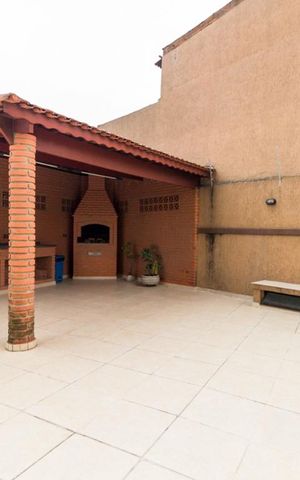 Apartamento à venda com 170m², 3 quartos e 2 vagas Apartamento à venda com 170m², 3 quartos e 2 vagasÁrea comum - Churrasqueira