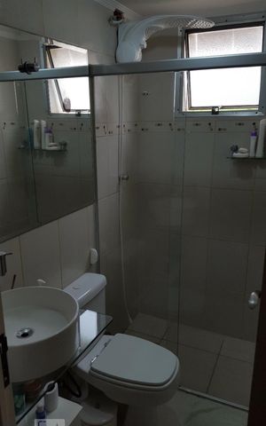 Apartamento à venda com 56m², 2 quartos e 1 vaga Apartamento à venda com 56m², 2 quartos e 1 vagaBanheiro Social