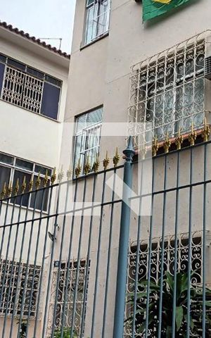Apartamento à venda com 90m², 3 quartos e 1 vaga Apartamento à venda com 90m², 3 quartos e 1 vagaFachada