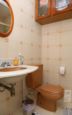 Apartamento à venda com 93m², 2 quartos e 1 vagaBanheiro 