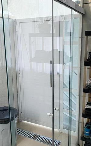 Casa à venda com 350m², 4 quartos e 5 vagasBanheiro